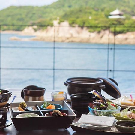 Migiwatei Ochi Kochi Hotel Tomo Buitenkant foto