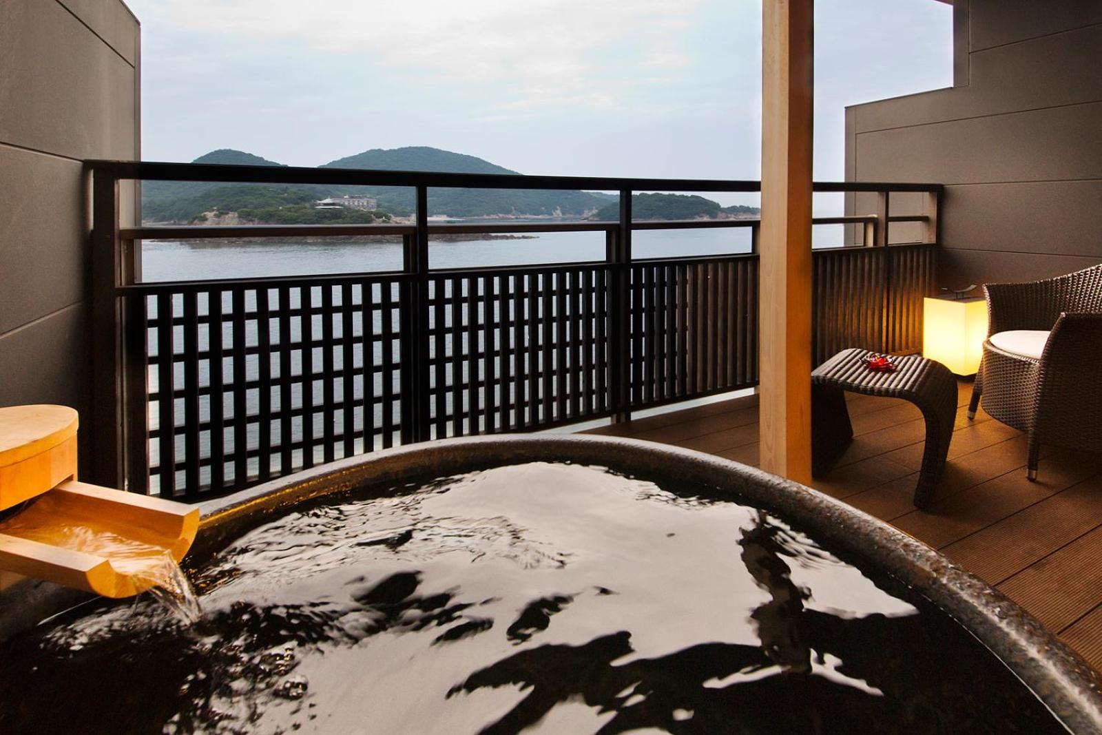 Migiwatei Ochi Kochi Hotel Tomo Buitenkant foto