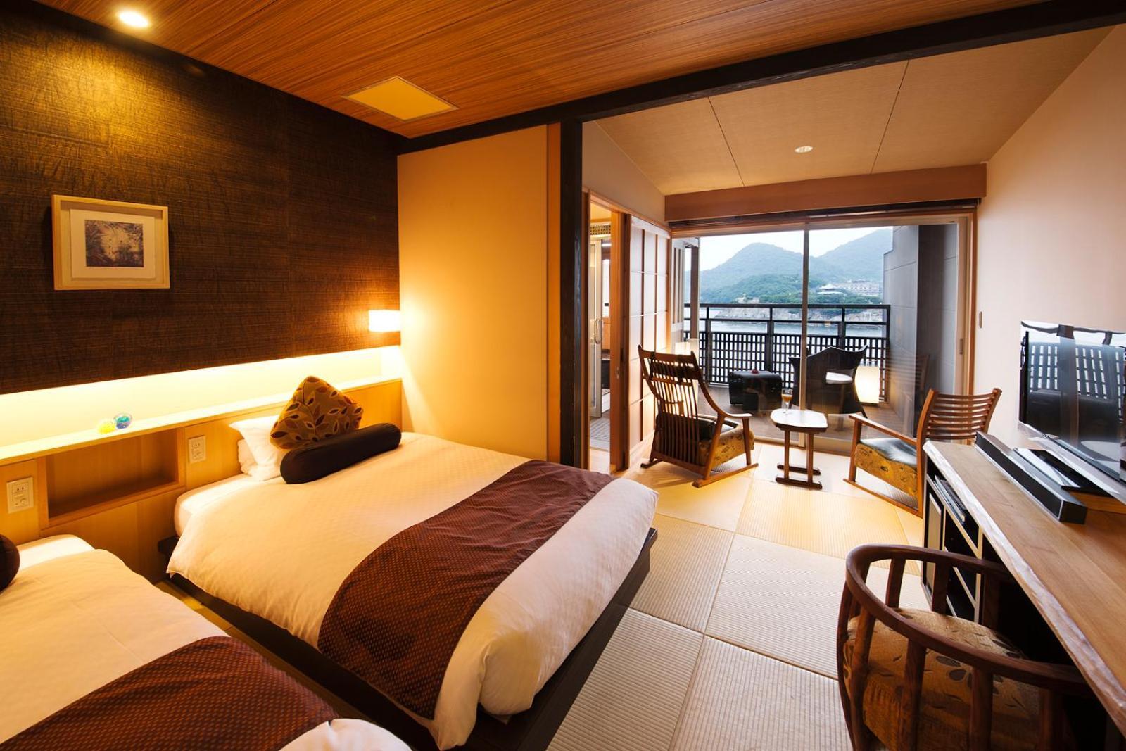 Migiwatei Ochi Kochi Hotel Tomo Buitenkant foto