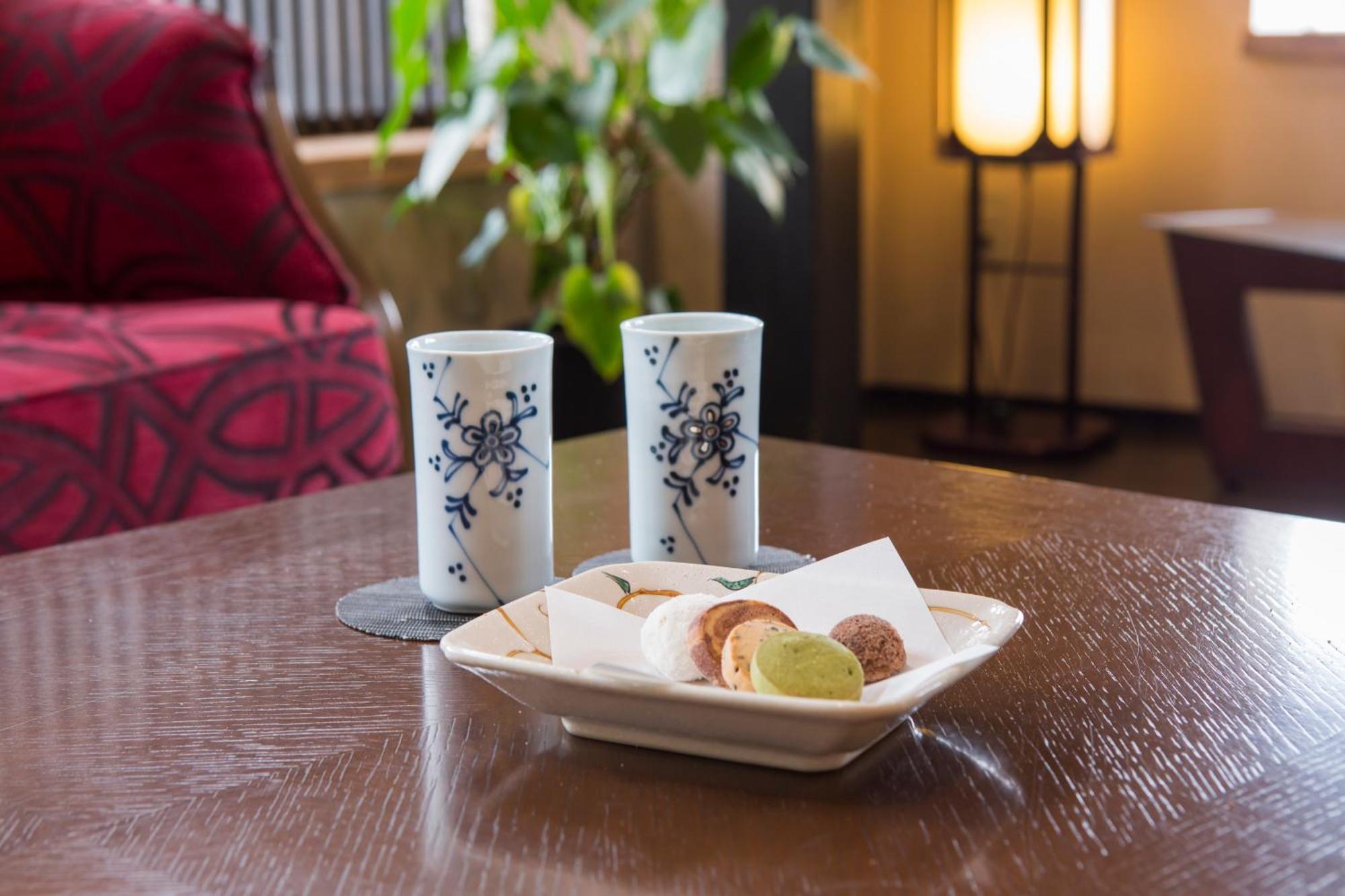 Migiwatei Ochi Kochi Hotel Tomo Buitenkant foto