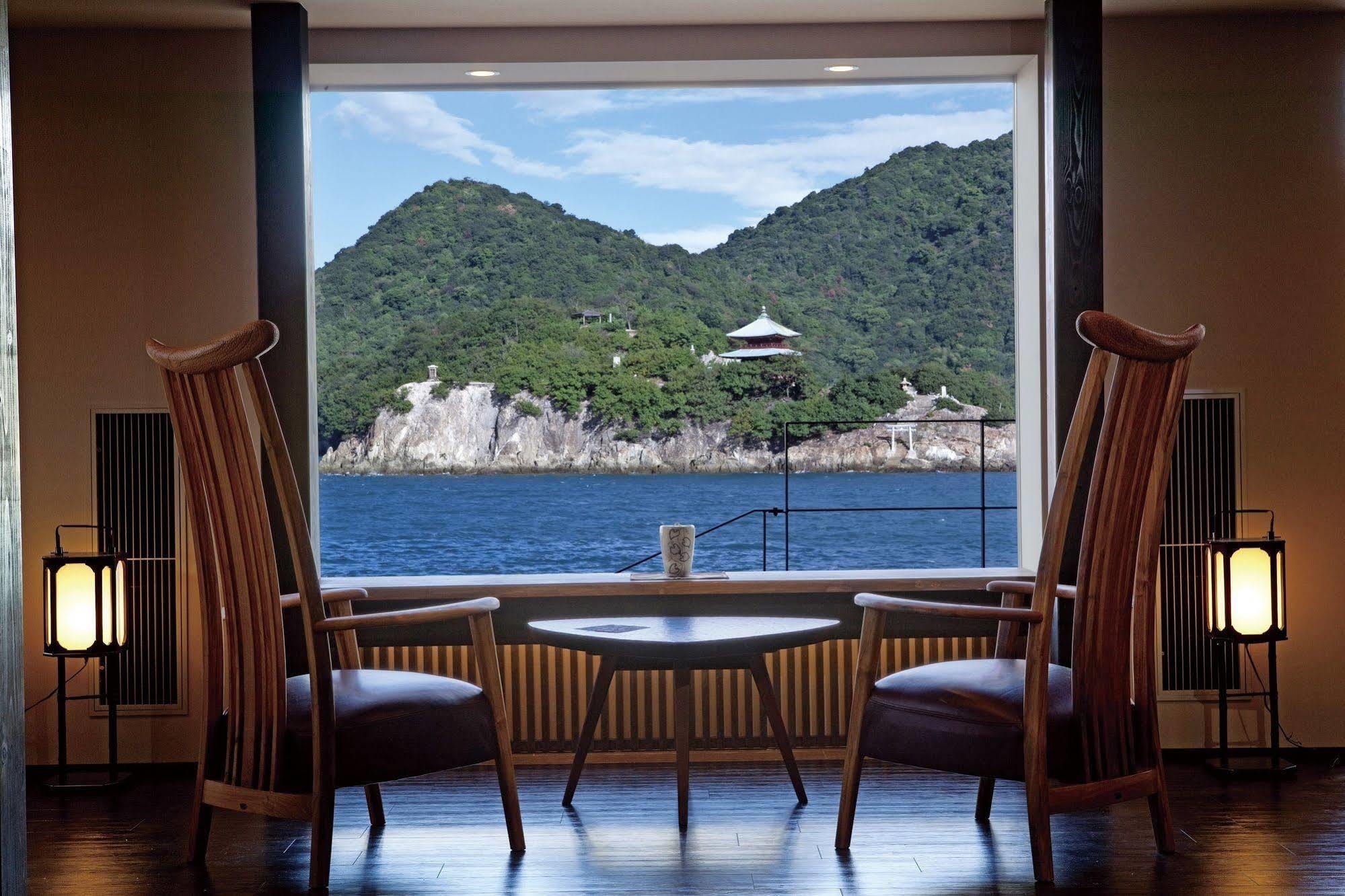 Migiwatei Ochi Kochi Hotel Tomo Buitenkant foto