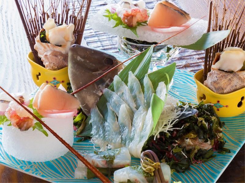 Migiwatei Ochi Kochi Hotel Tomo Buitenkant foto