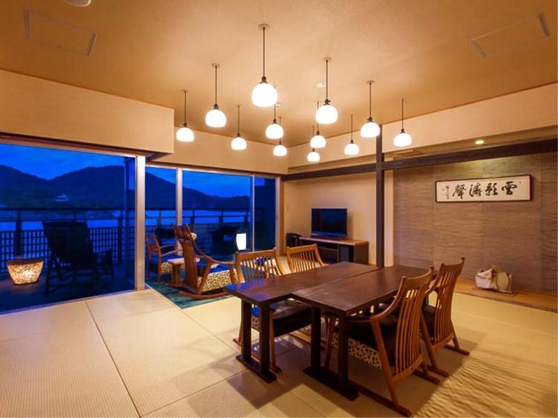 Migiwatei Ochi Kochi Hotel Tomo Buitenkant foto